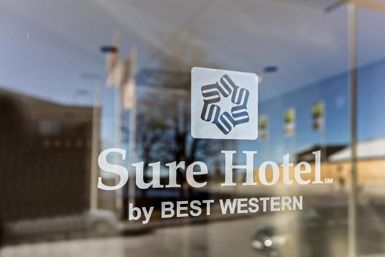 Sure Hotel Studio By Best Western Bromma Estocolmo Exterior foto